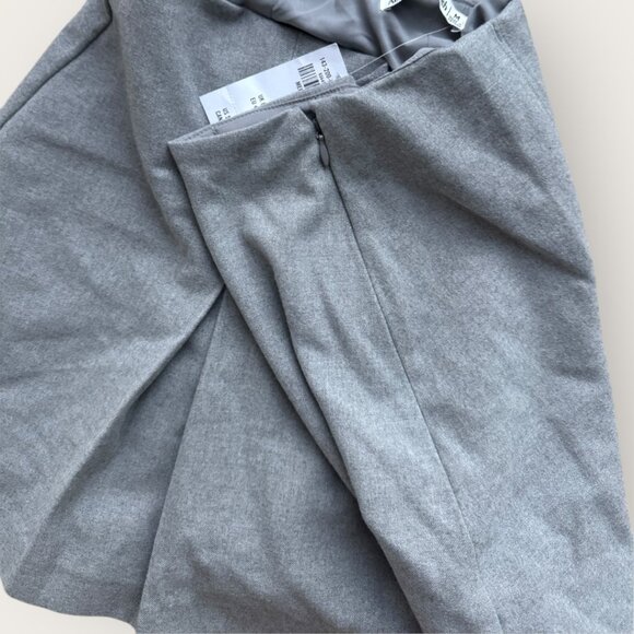 Abercrombie & Fitch Mid Rise Pleated Mini Skort Grey - women's M NWT - Picture 9 of 11